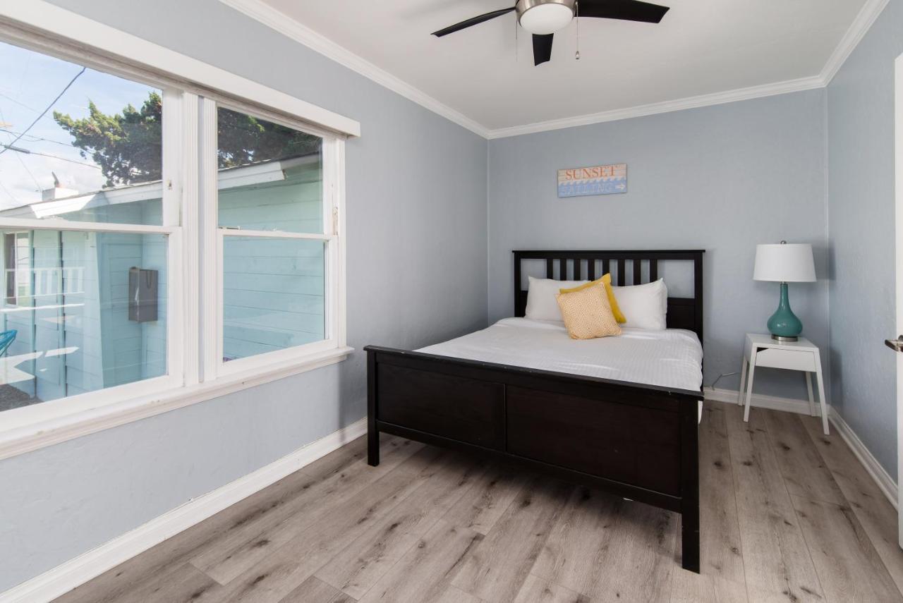 Pacific Bungalow In Oceanside With Backyard & Tiny House Extérieur photo